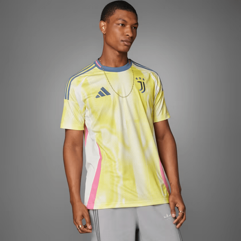 Juventus 24/25 Away Jersey with Shorts